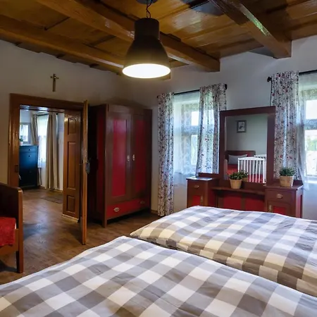 Farmaobeckov Sk Apartment *