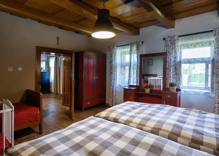 Farmaobeckov Sk Apartment *